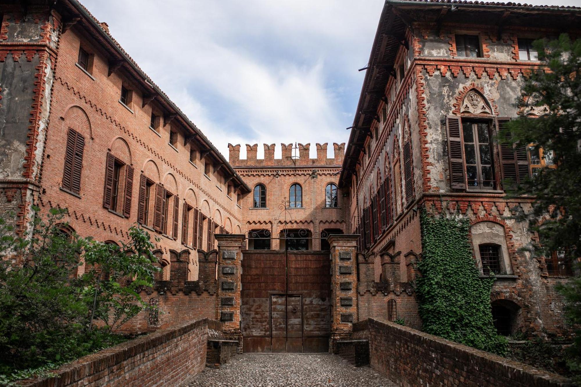 Castello Di Piovera Exterior photo
